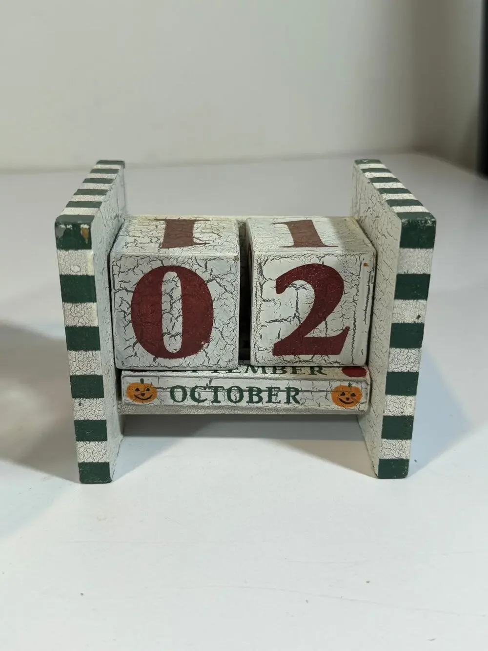 Apple Wood Block Perpetual Calendar Reusable Wooden Month Date Display Blocks